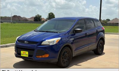 2016 Ford Escape S