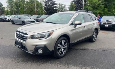 2019 Subaru Outback Limited ES