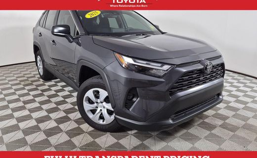 2025 Toyota RAV4 LE