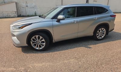 2020 Toyota Highlander Limited