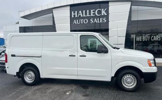 2019 Nissan NV V8 SL