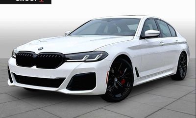 2023 BMW 540I