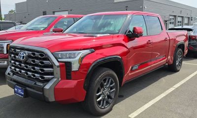 2023 Toyota Tundra Platinum