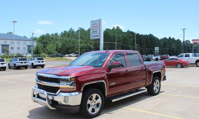 2017 Chevrolet Silverado LT