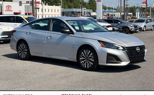 2024 Nissan Altima SV