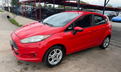 2015 Ford Fiesta SE