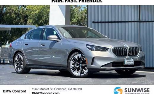 2024 BMW 540I