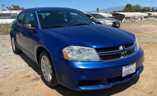 2012 Dodge Avenger SE