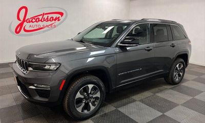 2022 Jeep Grand Cherokee Limited 4XE