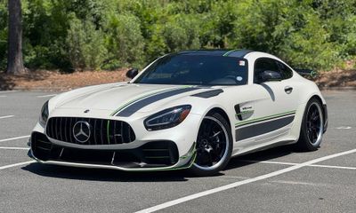 2020 Mercedes-Benz AMG GT R