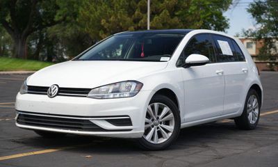 2020 Volkswagen Golf TSI