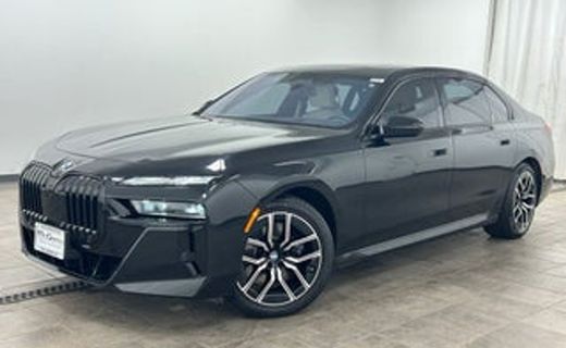 2023 BMW 760i xDrive