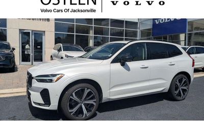 2024 Volvo XC60 Ultimate Dark