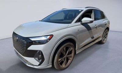 2024 Audi Q4 Premium Plus