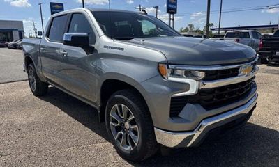 2026 Chevrolet Silverado LT