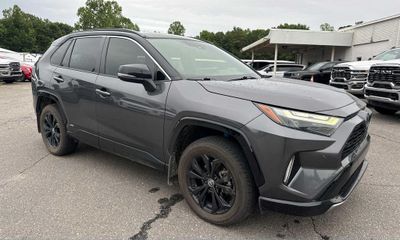 2022 Toyota RAV4 XSE