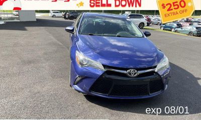 2016 Toyota Camry XLE