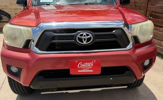 2013 Toyota Tacoma Delux