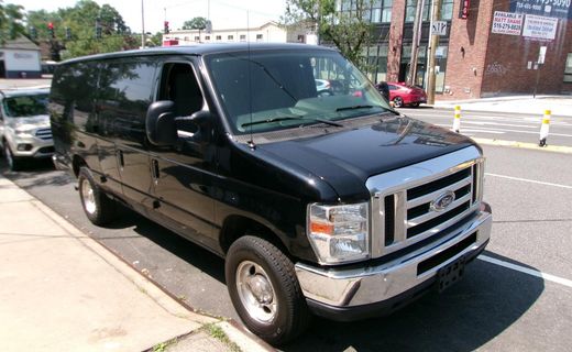 2013 Ford E-350 Super Duty