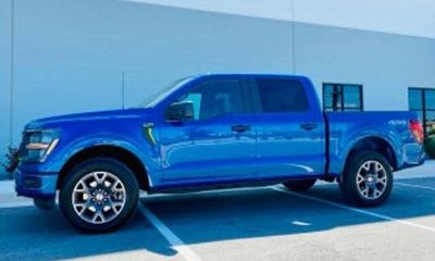 2025 Ford F-150 STX