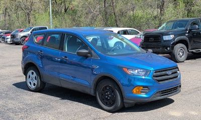 2019 Ford Escape S