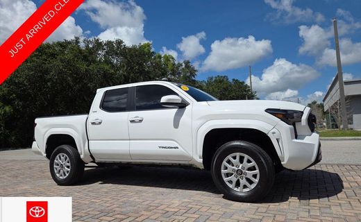 2025 Toyota Tacoma SR5