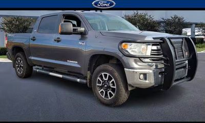 2017 Toyota Tundra SR5 TRD Pro