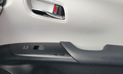 2020 Toyota Prius LE