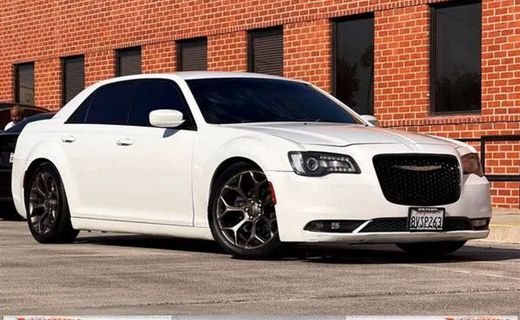2018 Chrysler 300 300S