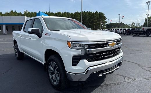 2026 Chevrolet Silverado LT