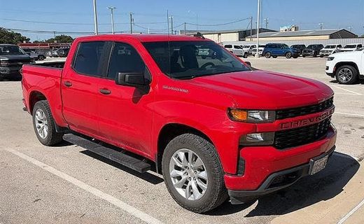 2021 Chevrolet Silverado Custom