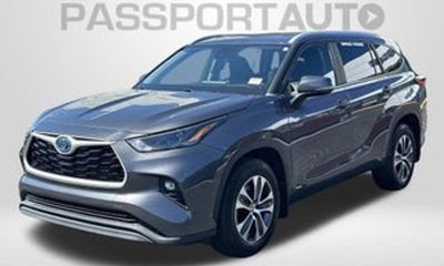 2021 Toyota Highlander Platinum
