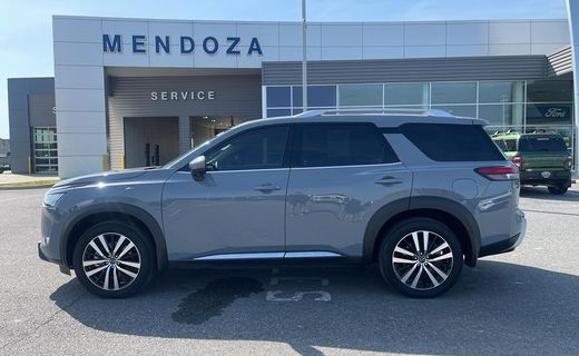 2025 Nissan Pathfinder Platinum