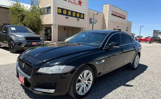2017 Jaguar XF Premium