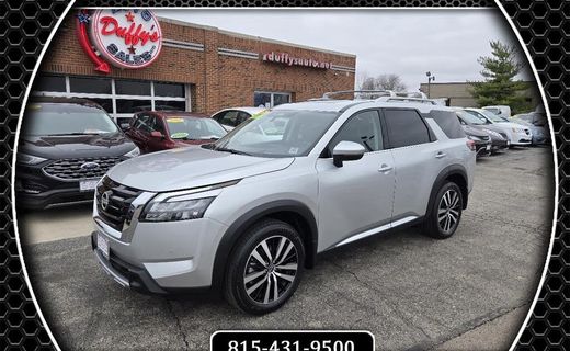 2025 Nissan Pathfinder Platinum