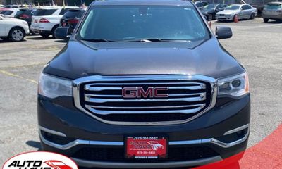 2017 GMC Acadia SLE 2