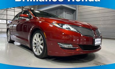 2014 Lincoln MKZ Base