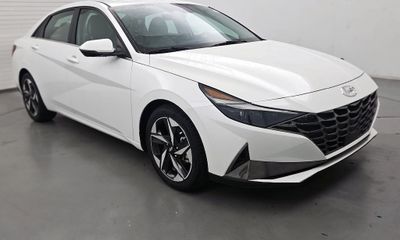 2022 Hyundai Elantra Limited