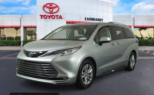 2023 Toyota Sienna Limited