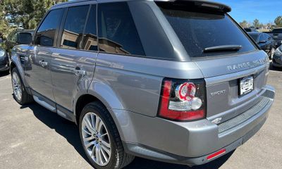 2013 Land Rover Range Sport HSE LUX
