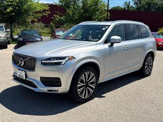 2020 Volvo XC90 Momentum