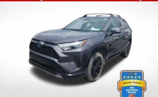 2022 Toyota RAV4 SE
