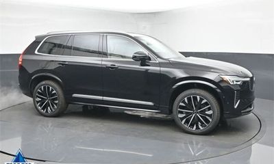 2026 Volvo XC90 Plus Bright