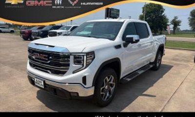 2026 GMC Sierra SLT