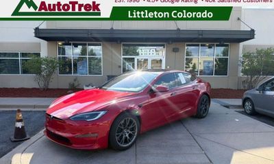 2022 Tesla Model S Plaid