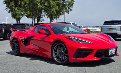 2023 Chevrolet Corvette Standard 1LT