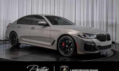 2021 BMW 5 Series M550i xDrive