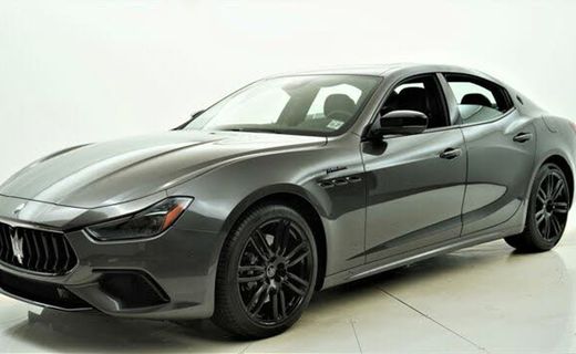 2023 Maserati Ghibli Modena Q4