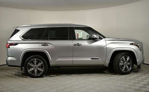 2024 Toyota Sequoia Platinum