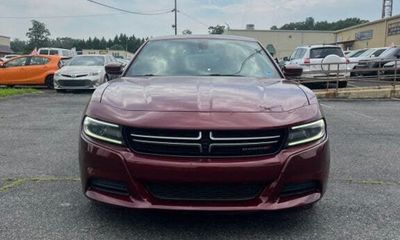 2017 Dodge Charger SE